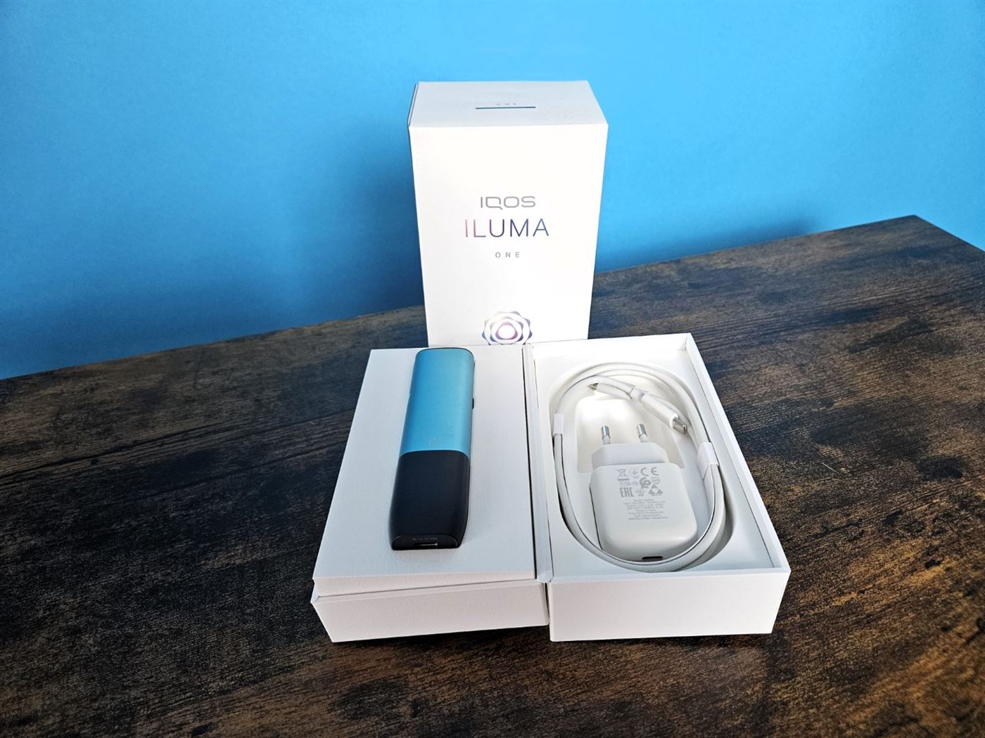 IQOS ILUMA i: pierwsze kroki po otwarciu pudełka